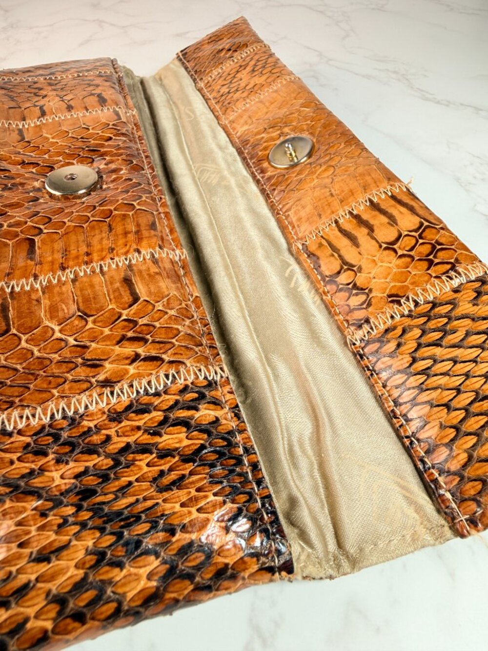Ruth E Saltz Vintage Snakeskin Clutch - Picture 7 of 9